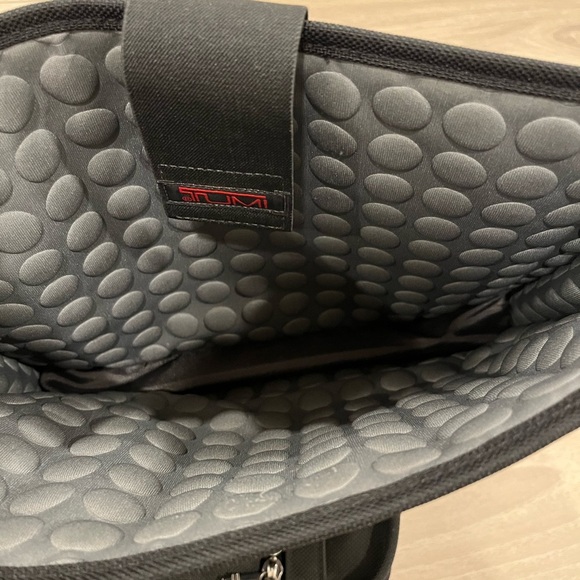 TUMI Alpha Ballistic Nylon Expandable Organizer Laptop Briefcase 26041D4 - Picture 15 of 15